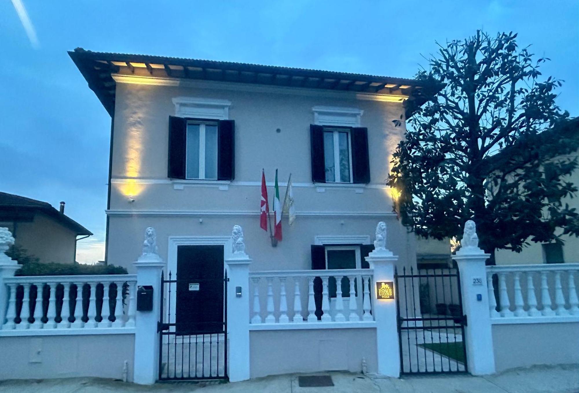 Four Lions Villa Guesthouse Pisa Exterior photo
